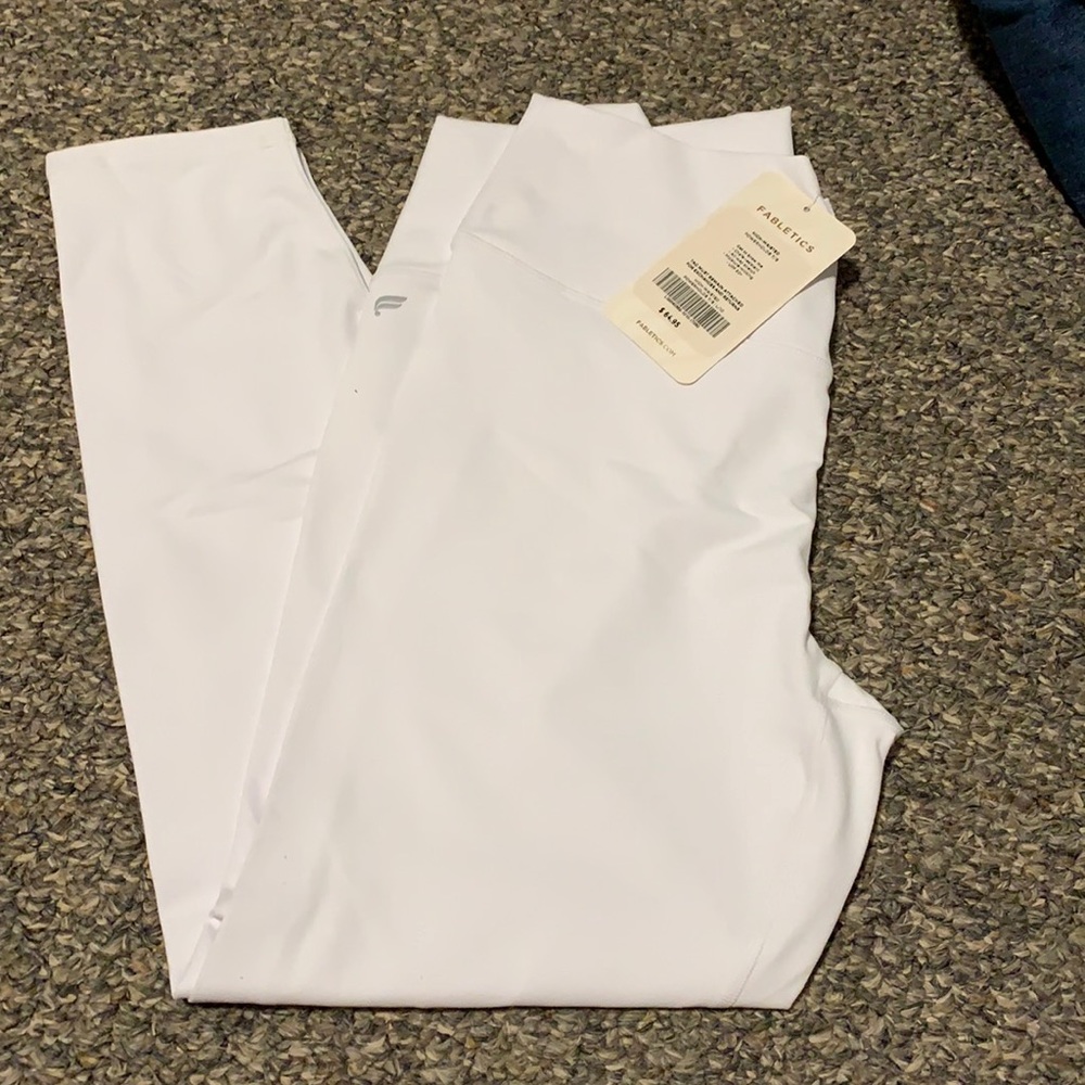 NWT Fabletics Pink and White Workout Set Size L